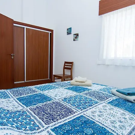 Akivillas Aqua V